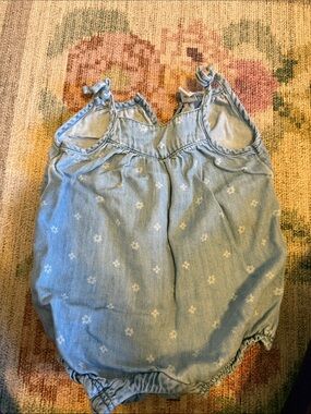 Old Navy Light Blue Floral Print Baby One-Piece